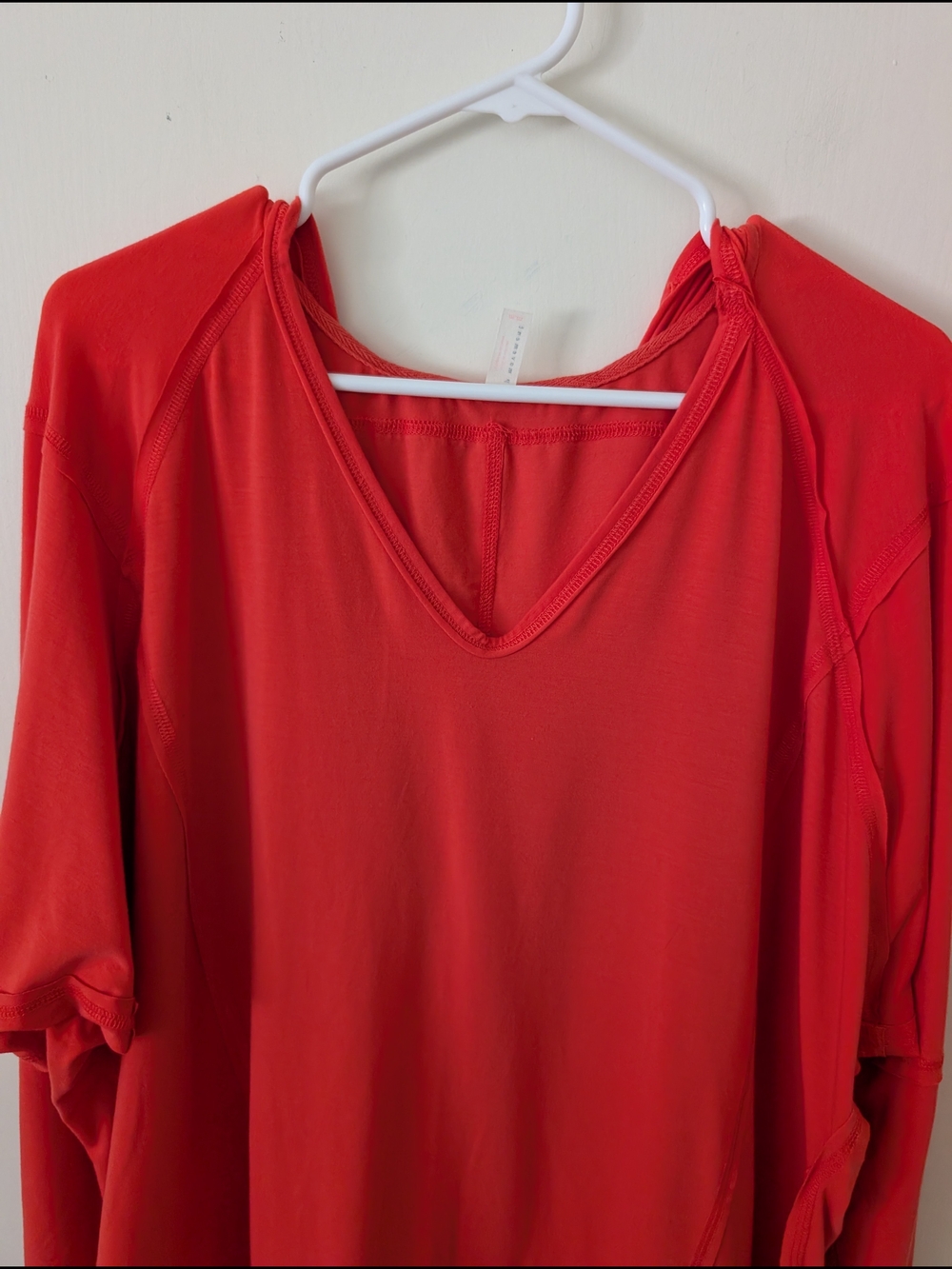 FP Movement Womens Medium Oversized Hooded Top Coral Activewear Athleisure - Picture 3 of 8